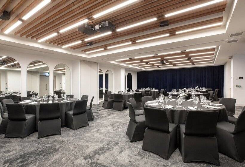 فندق Holiday Inn Dandenong, An Ihg