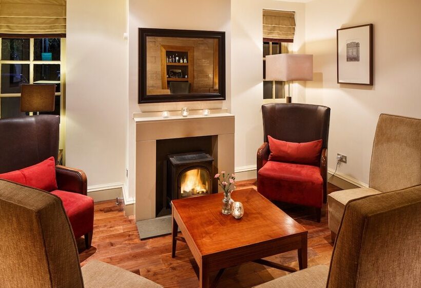 בית מלון כפרי Holiday Inn Dumfries, An Ihg