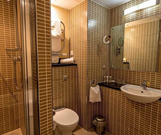 בית מלון כפרי Holiday Inn Dumfries, An Ihg