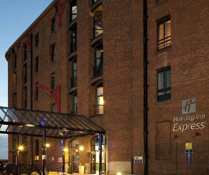 فندق Holiday Inn Express Liverpool Albert Dock, An Ihg