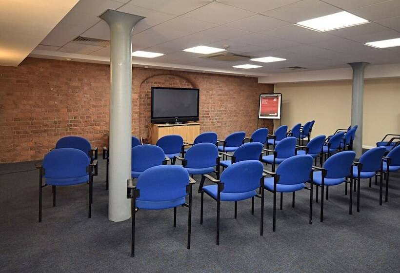 فندق Holiday Inn Express Liverpool Albert Dock, An Ihg