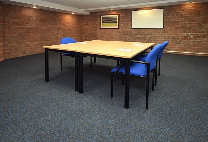 فندق Holiday Inn Express Liverpool Albert Dock, An Ihg