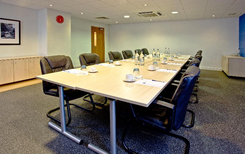 Отель Holiday Inn Express Shrewsbury, An Ihg