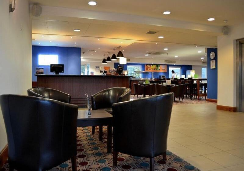 Отель Holiday Inn Express Shrewsbury, An Ihg