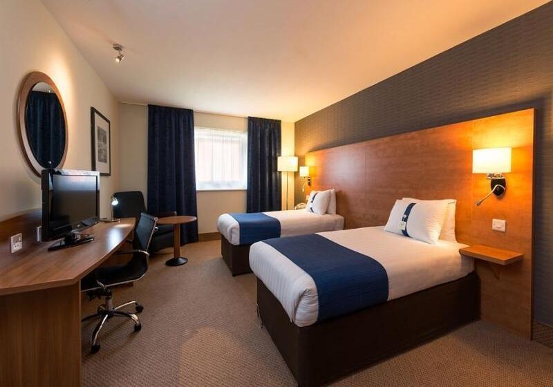 Отель Holiday Inn Express Shrewsbury, An Ihg