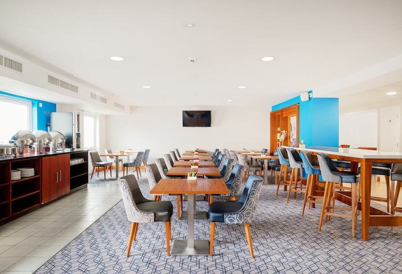 Отель Holiday Inn Express Shrewsbury, An Ihg