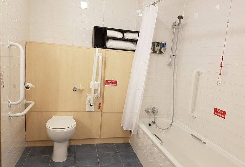 Отель Holiday Inn Express Shrewsbury, An Ihg