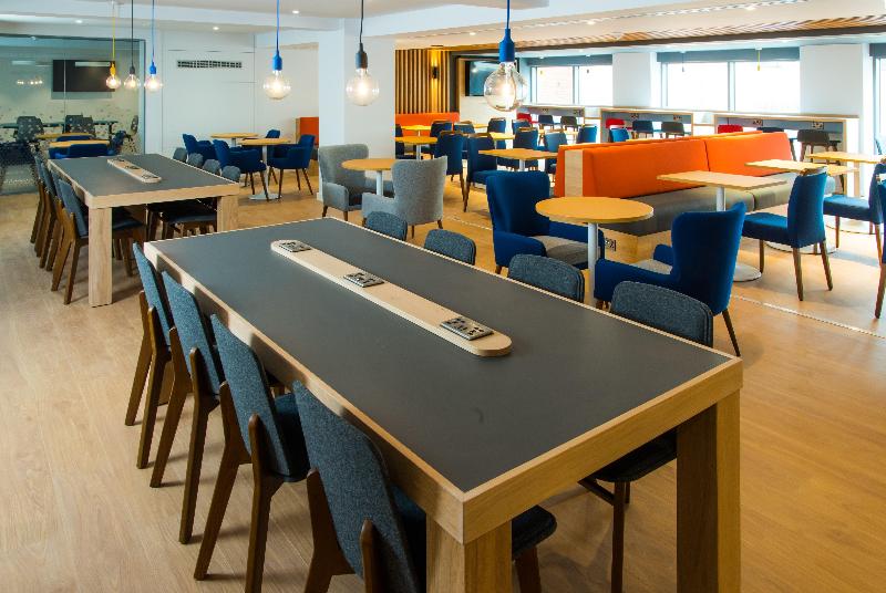 ホテル Holiday Inn Express Swindon City Centre, An Ihg