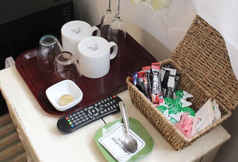 בית מלון כפרי Hudsons