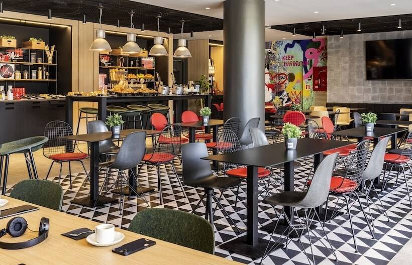 בית מלון כפרי Ibis Barcelona Aeropuerto Viladecans