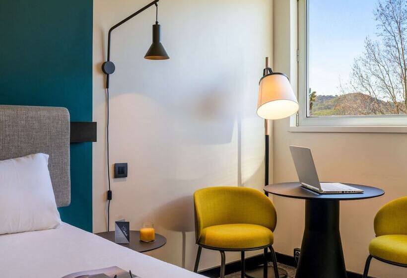 בית מלון כפרי Ibis Barcelona Aeropuerto Viladecans