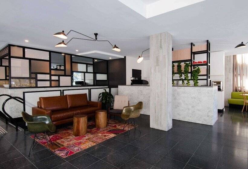 هتل Ibis Budget Sydney East