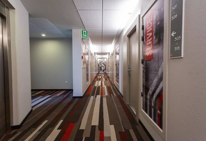 Отель Ibis Elche