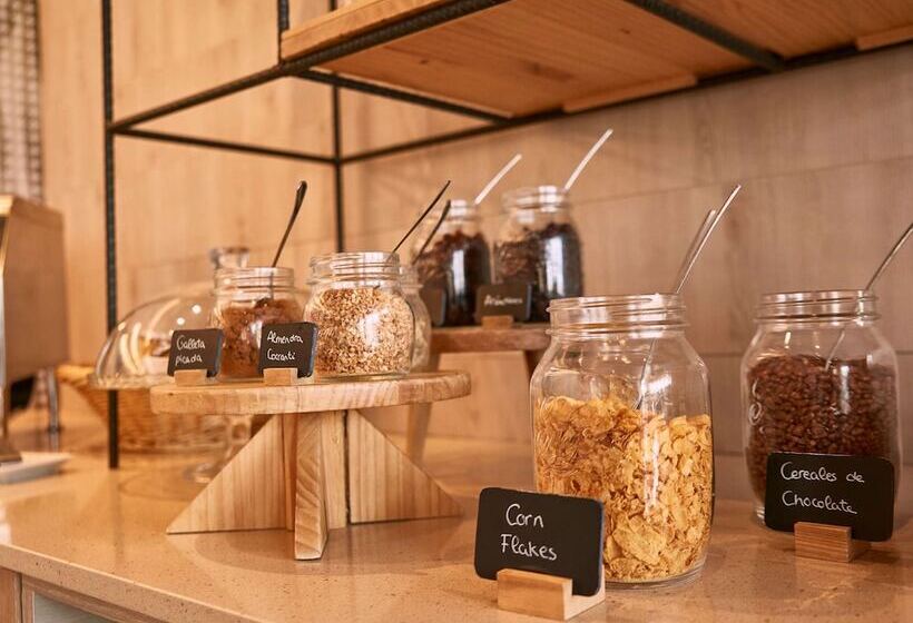 Отель Ibis Elche