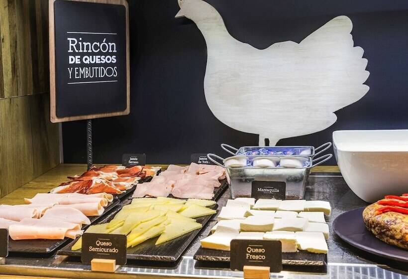 Отель Ibis Elche