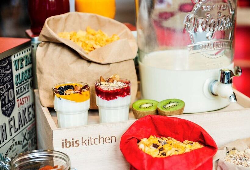 Отель Ibis Elche