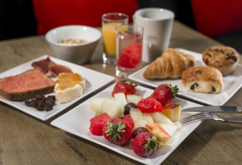 Отель Ibis Elche