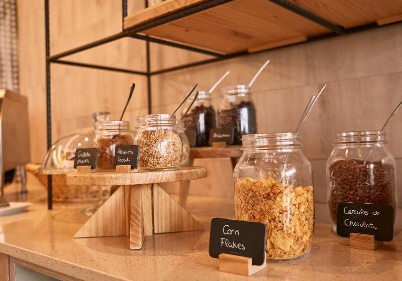 Отель Ibis Elche