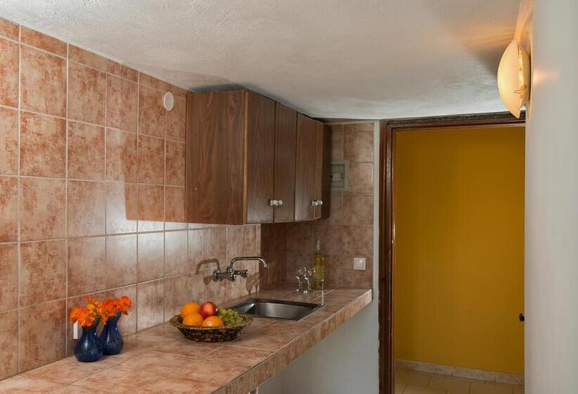 호텔 Blue Lagoon By Estia