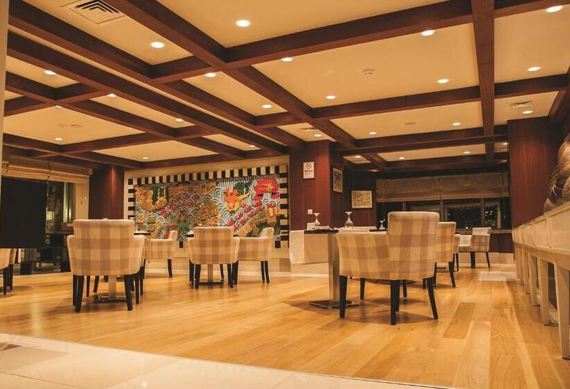 Kolin Hotel Spa & Convention Center