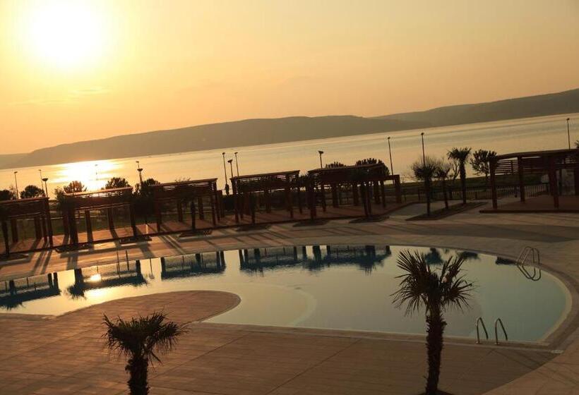 Kolin Hotel Spa & Convention Center