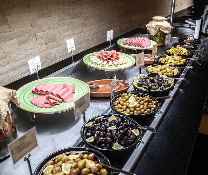 Kolin Hotel Spa & Convention Center