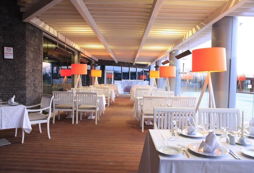 Kolin Hotel Spa & Convention Center