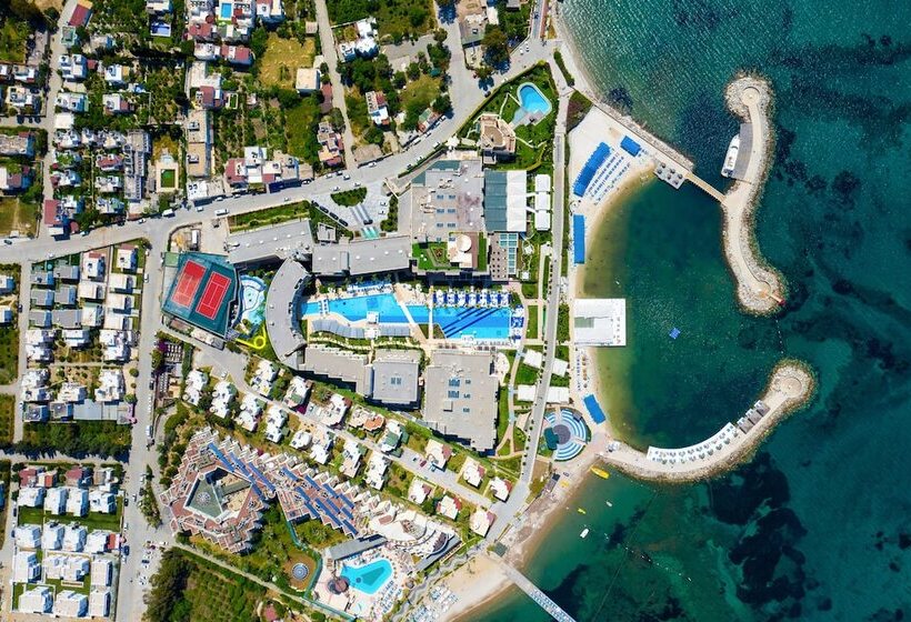 Отель La Blanche Resort & Spa