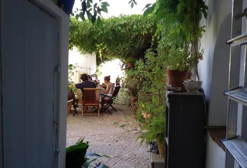 هتل La Casa De Bovedas Charming Inn