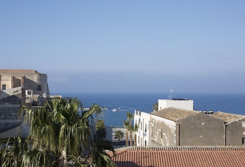 Отель La Piazzetta