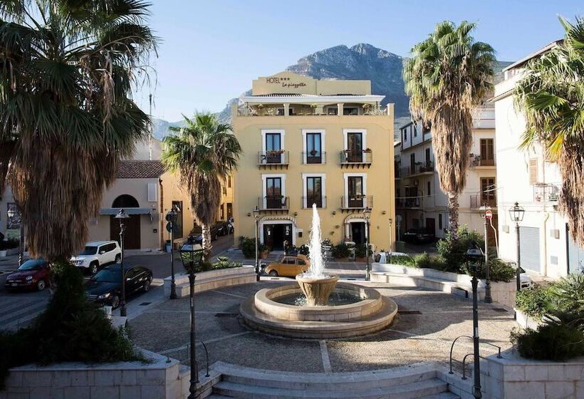 Отель La Piazzetta