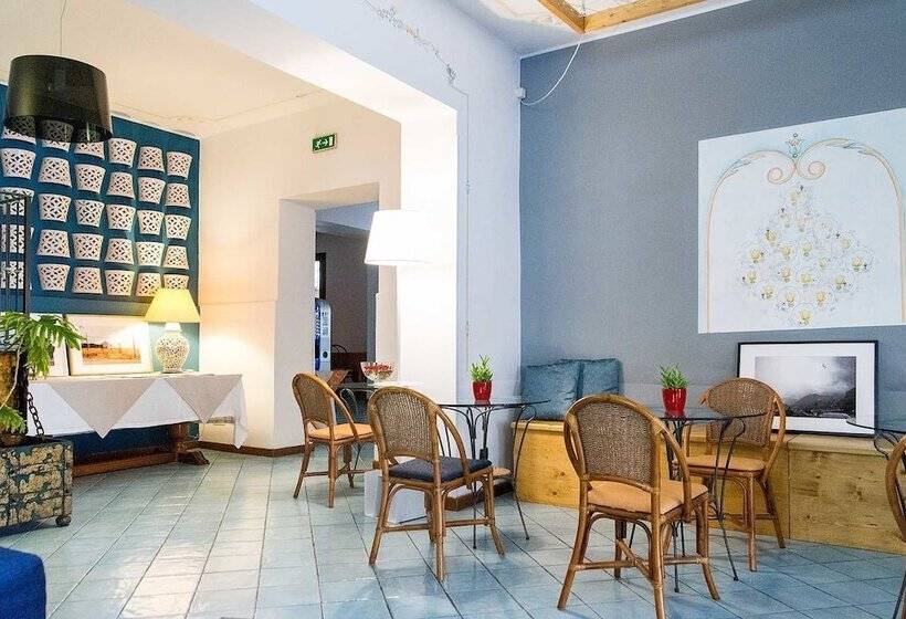 Отель La Piazzetta