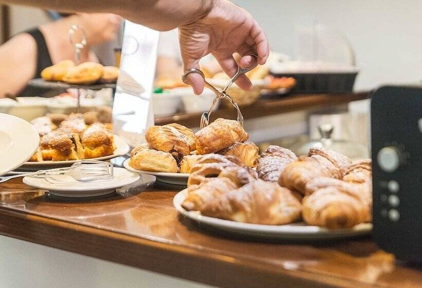 Отель La Piazzetta