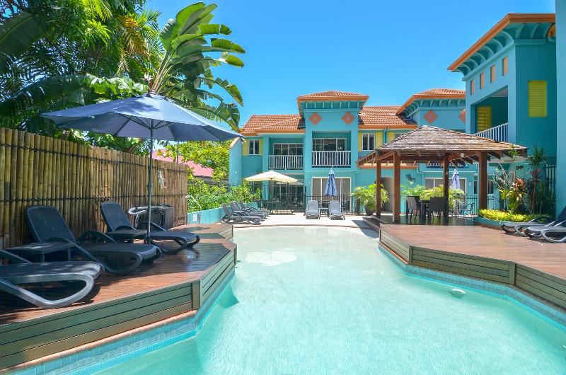 Отель Le Cher Du Monde Adults Only