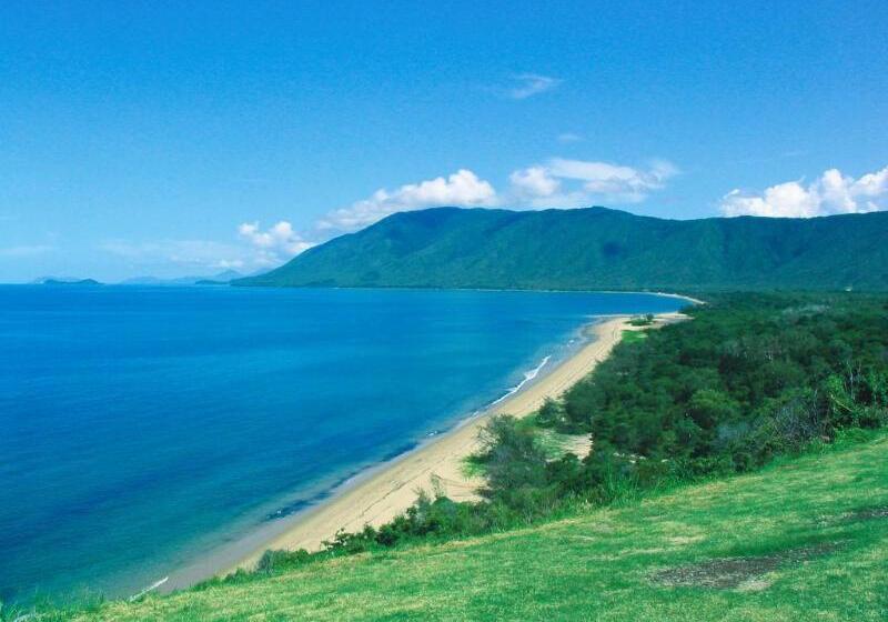 Отель Le Cher Du Monde Adults Only