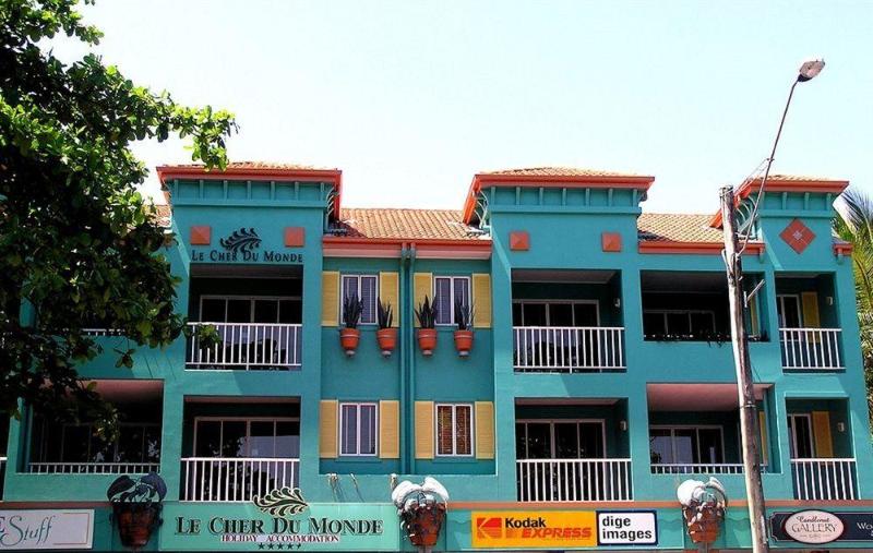 هتل Le Cher Du Monde Adults Only