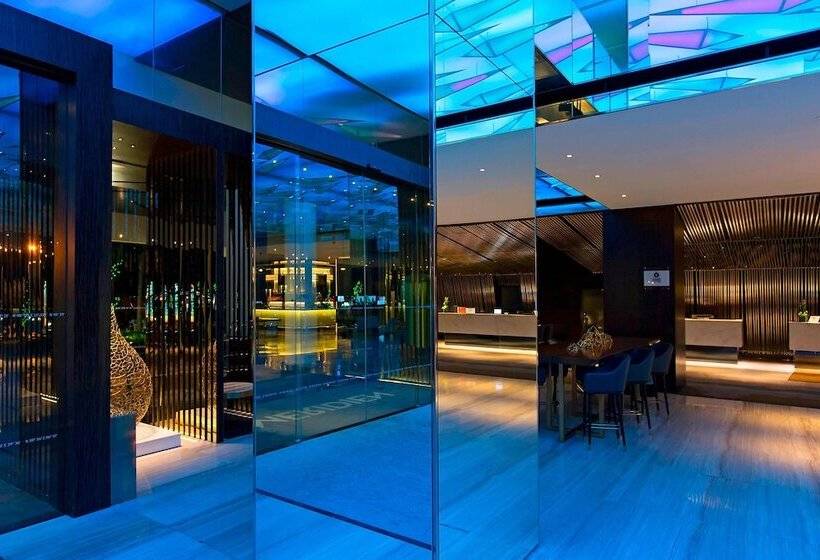 בית מלון כפרי Le Méridien Kota Kinabalu