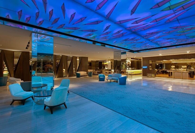 בית מלון כפרי Le Méridien Kota Kinabalu