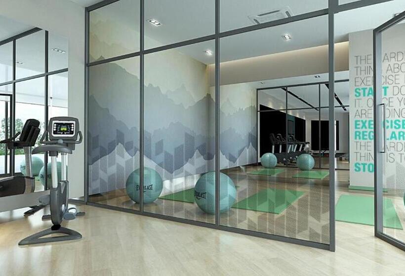 בית מלון כפרי Le Méridien Kota Kinabalu