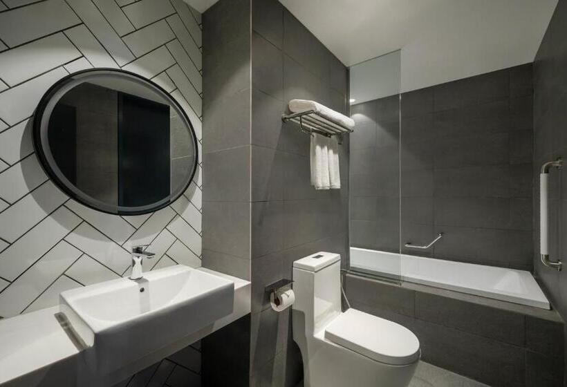 בית מלון כפרי Le Méridien Kota Kinabalu