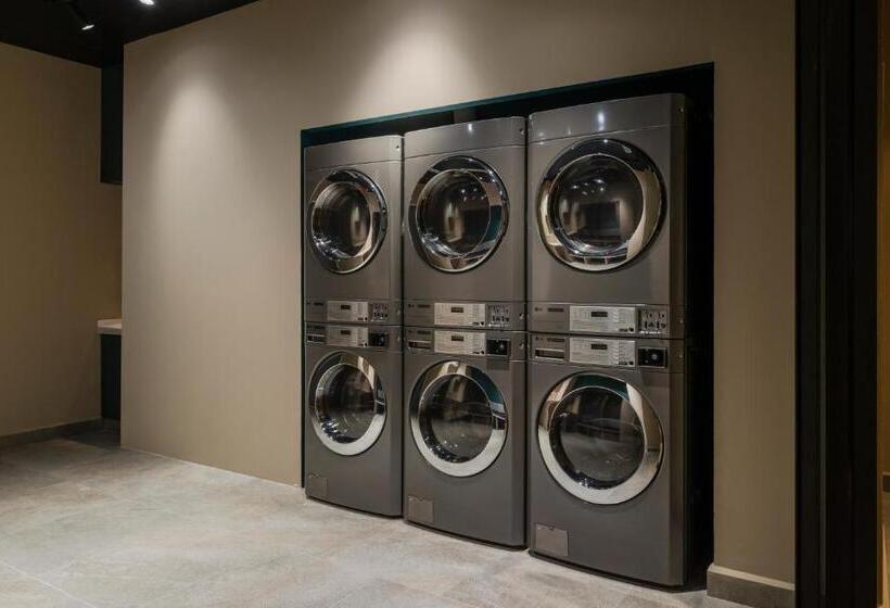 فندق Le Méridien Kota Kinabalu