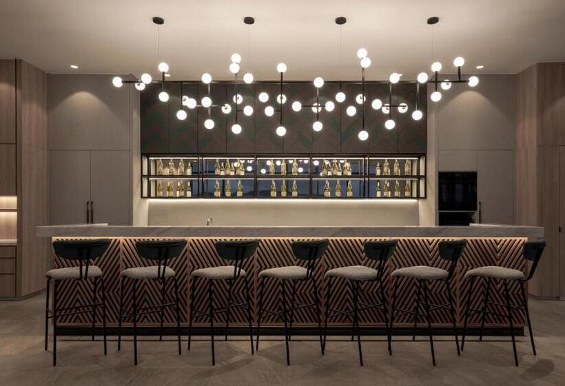 בית מלון כפרי Le Méridien Kota Kinabalu