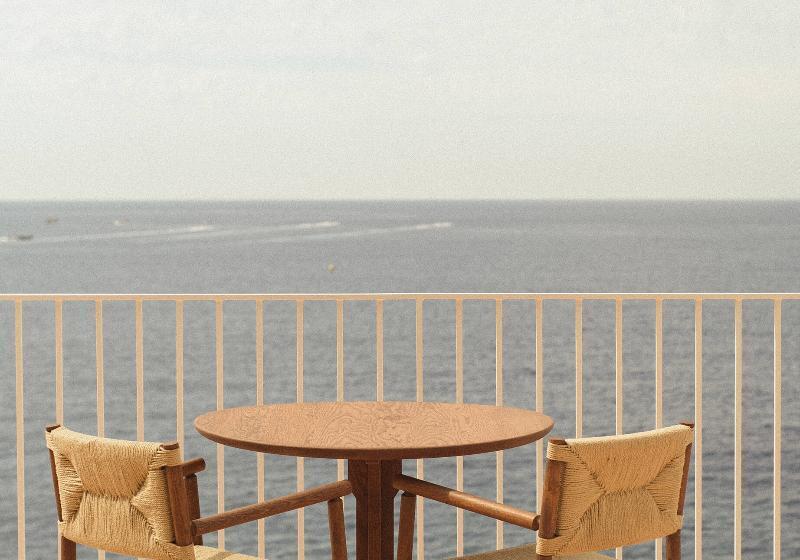 酒店 Les Roches Rouges, A Beaumier