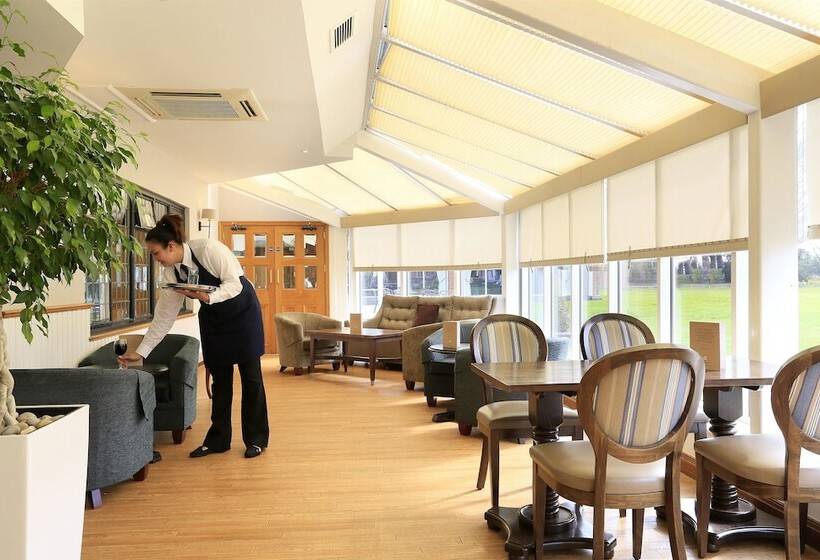 Macdonald Craxton Wood Hotel & Spa, Chester