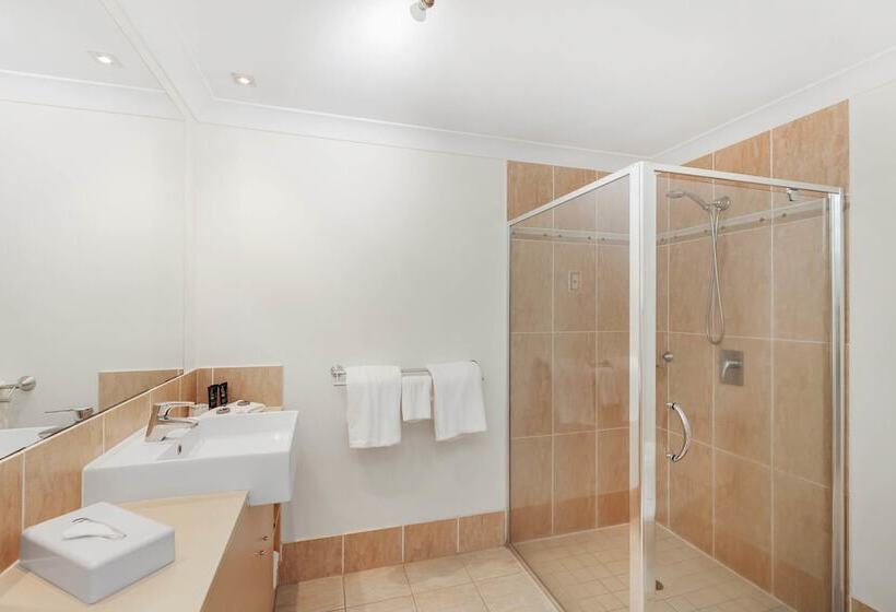 ホテル Mantra Aqueous On Port