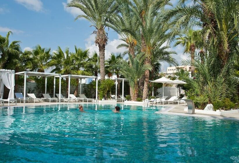 Отель Margadina