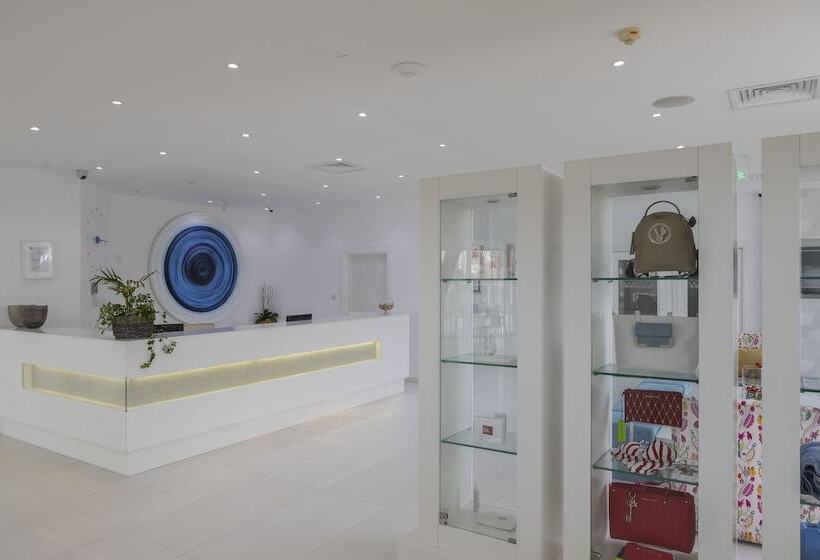 Отель Margadina