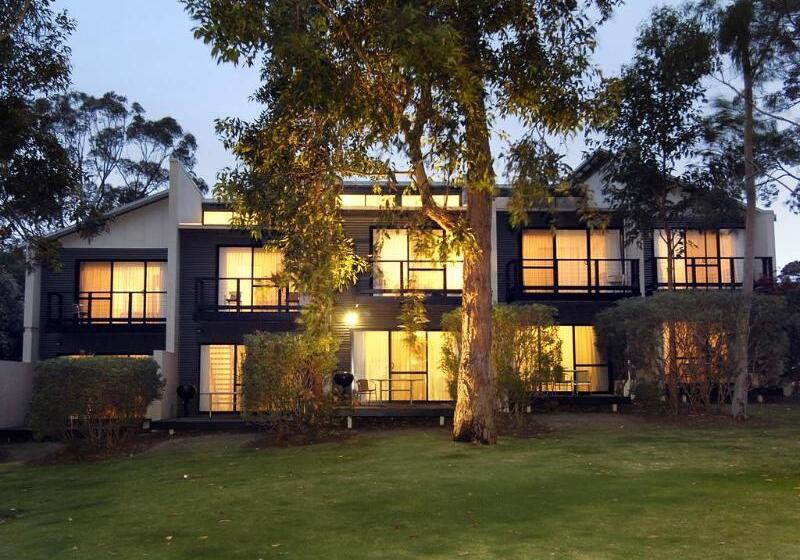 هتل Margarets Forest