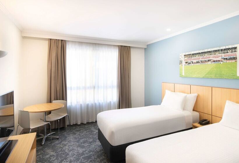 בית מלון כפרי Mercure Brisbane Garden City