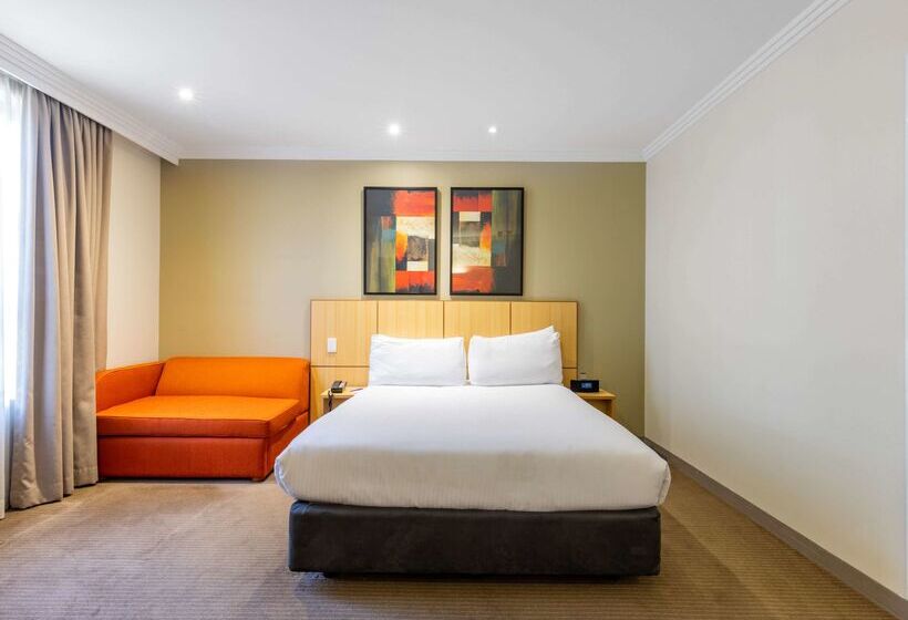 בית מלון כפרי Mercure Brisbane Garden City